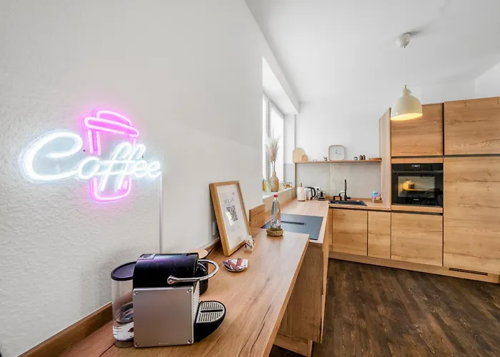 Cozy - Loft - Kingsize, Parkplatz, 1a Lage Apartment Aschaffenburg